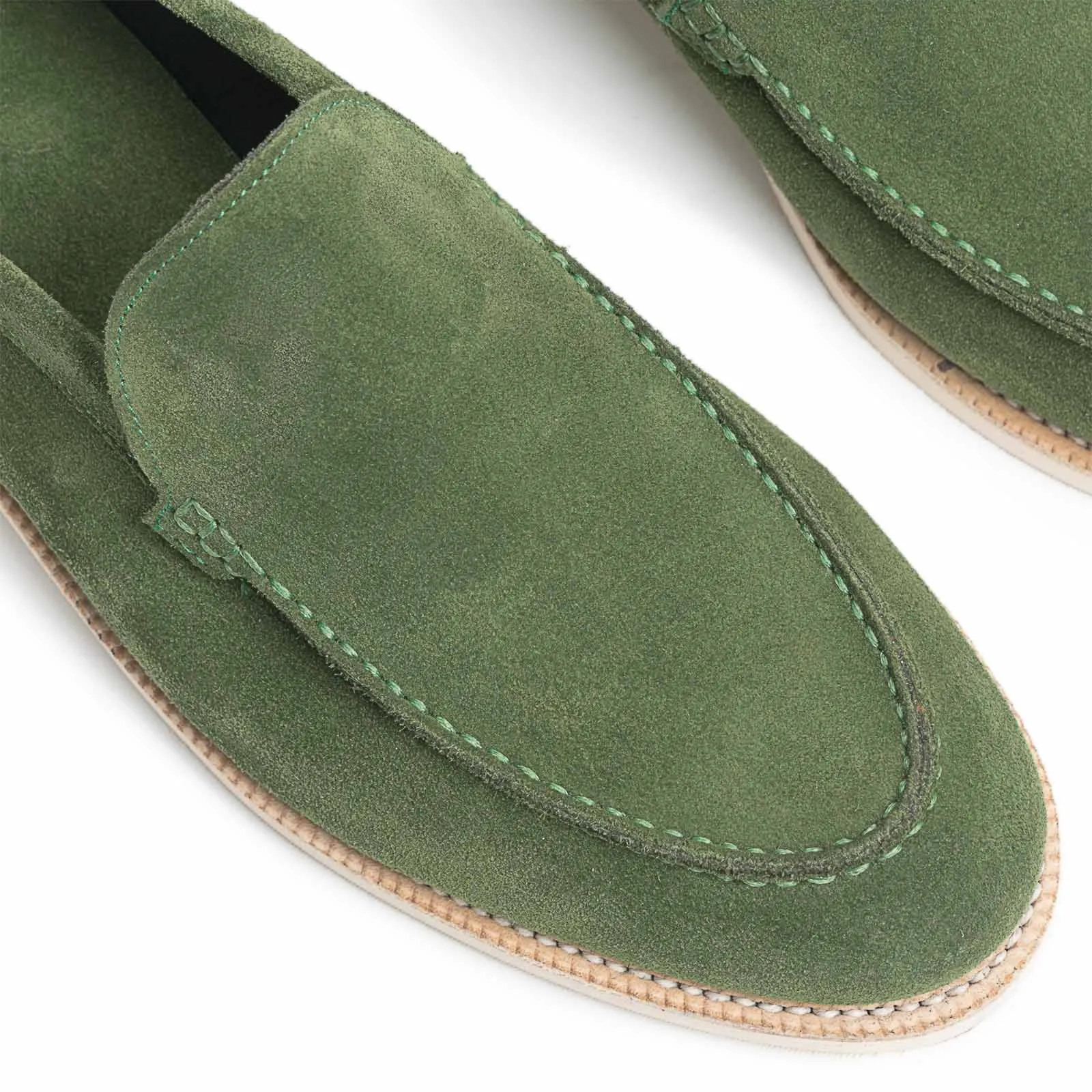 514190 - PEA GREEN SUEDE - E