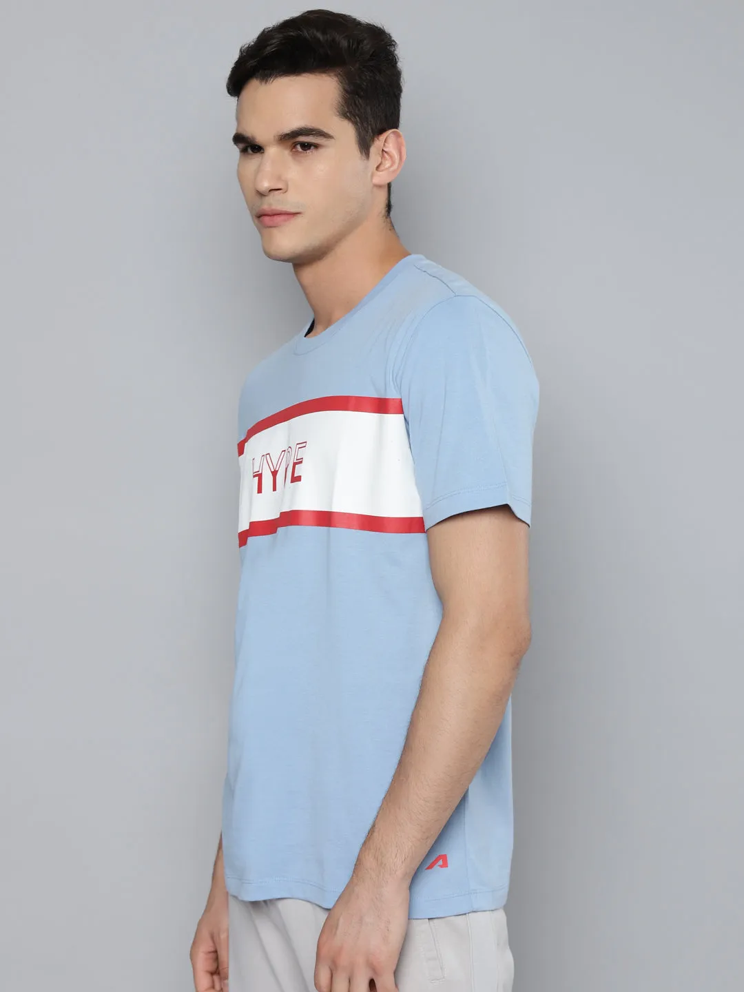 Alcis Men Blue White Colourblocked Slim Fit T-shirt