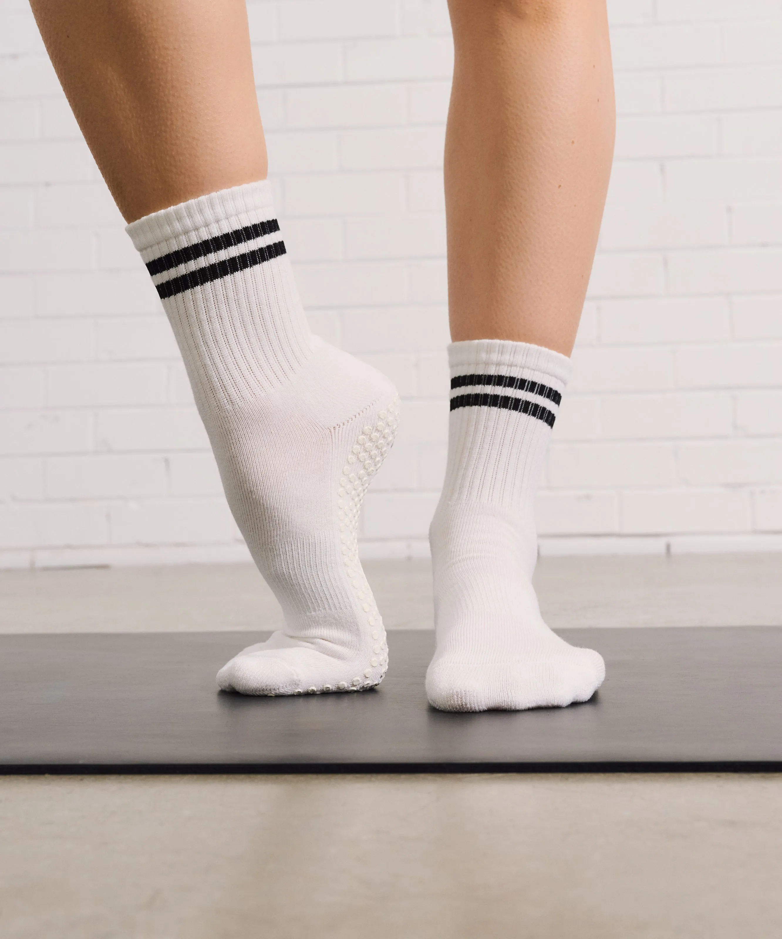 Crew Non Slip Grip Socks - Sporty Stripe Ivory