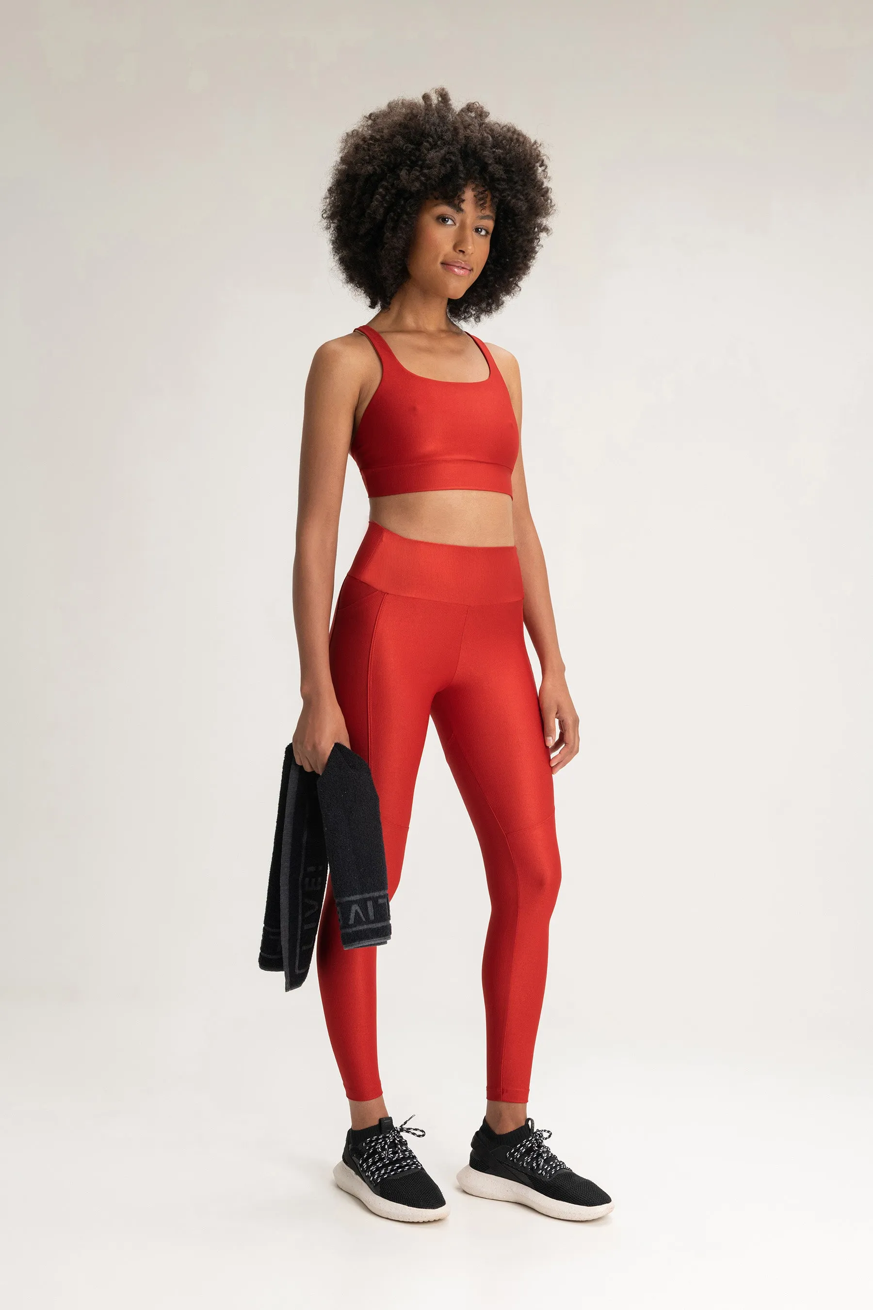 Essential Neo Allure® Mid Sports Bra