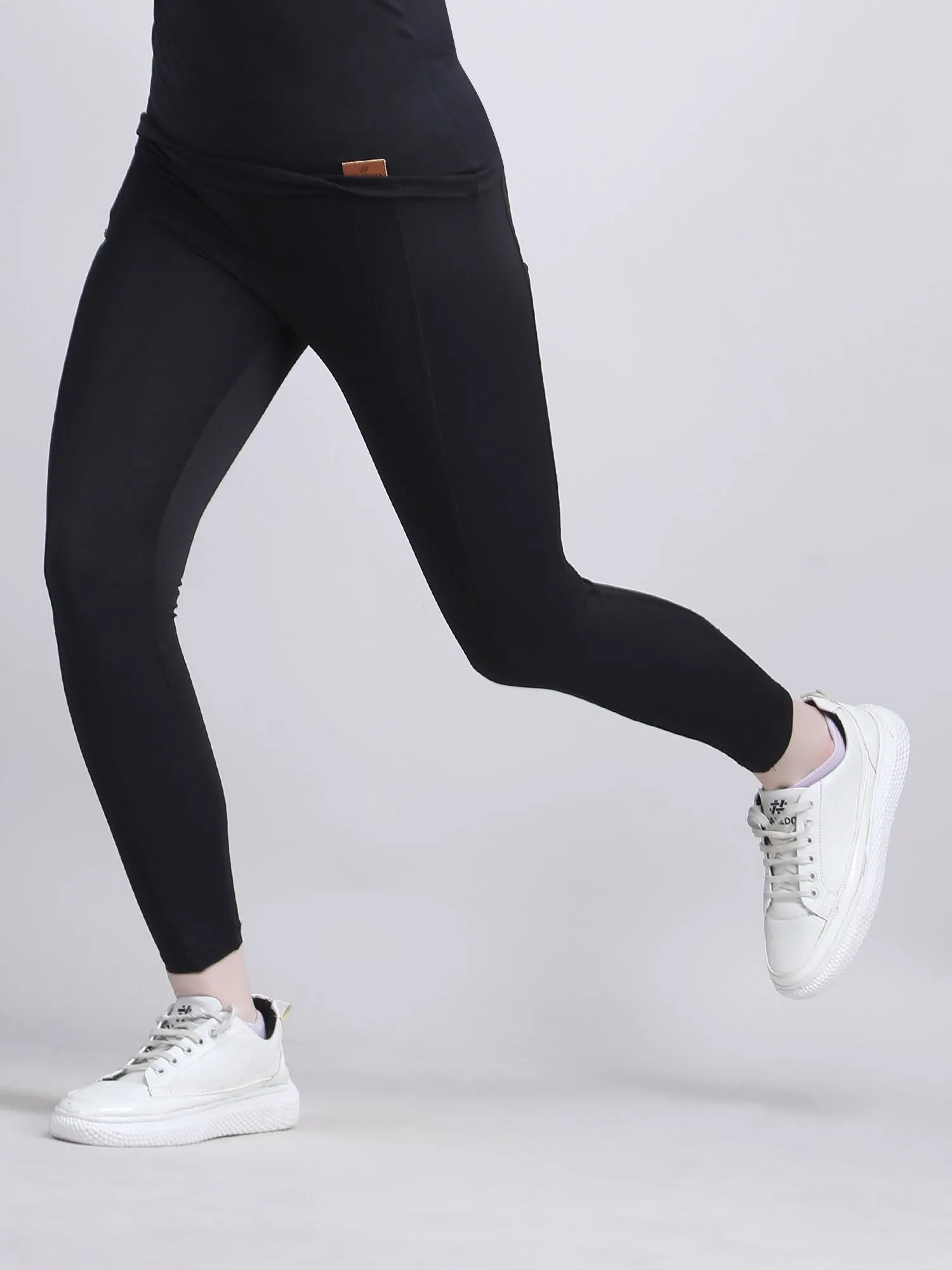 gym track pants for womens