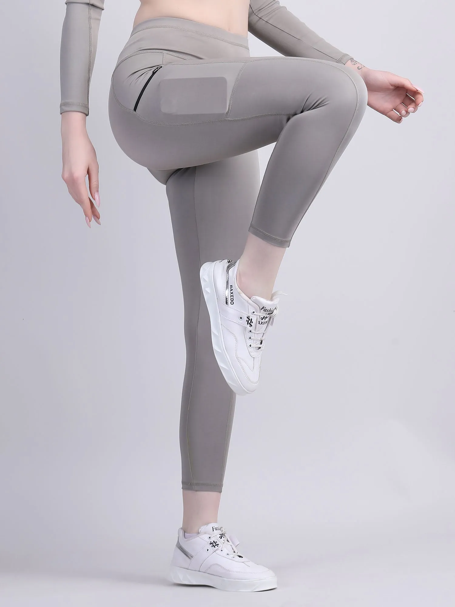 gym track pants for womens