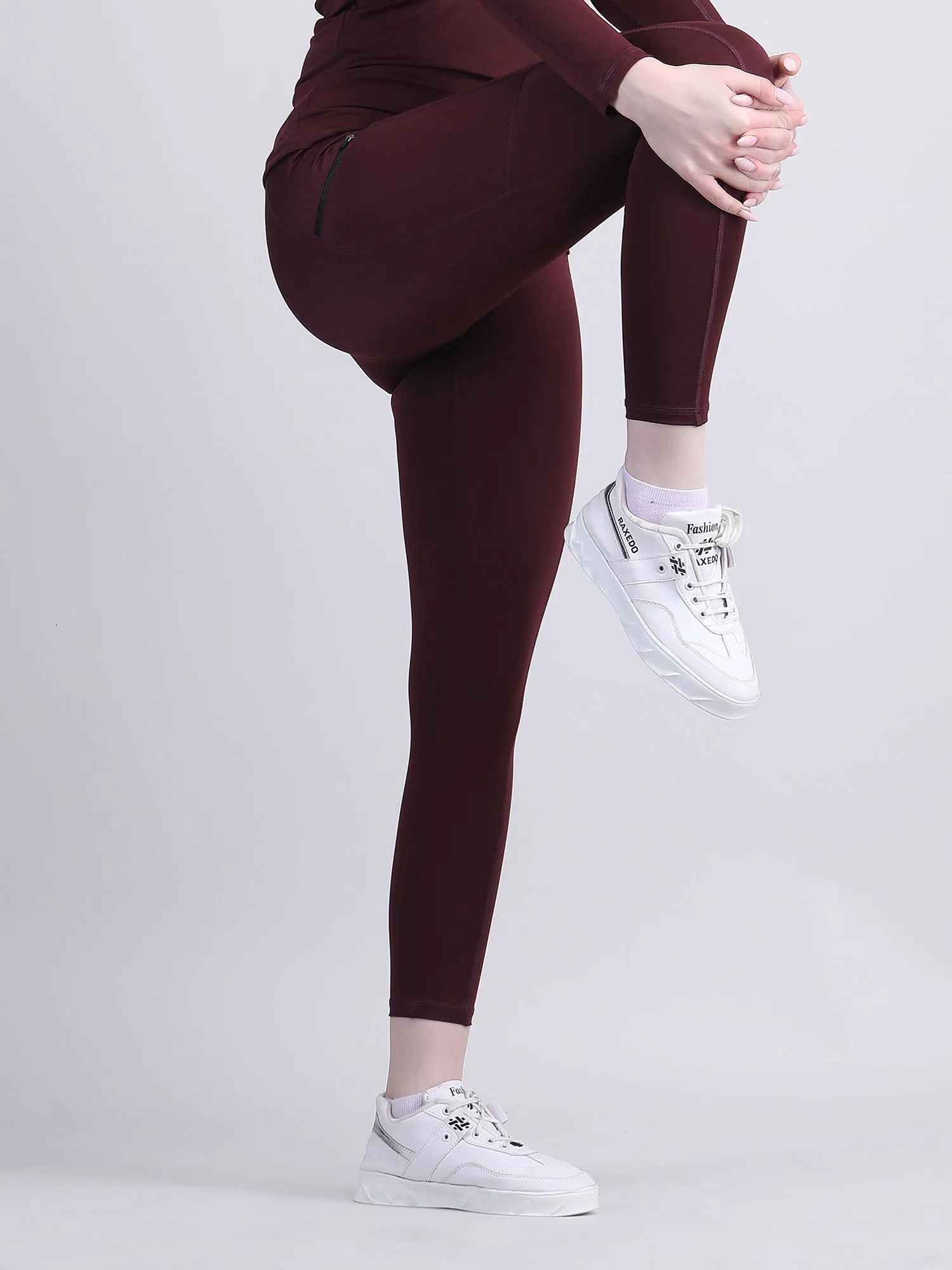 gym track pants for womens