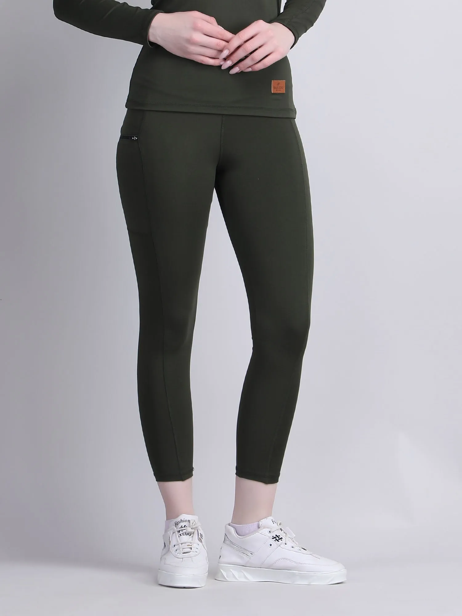 gym track pants for womens