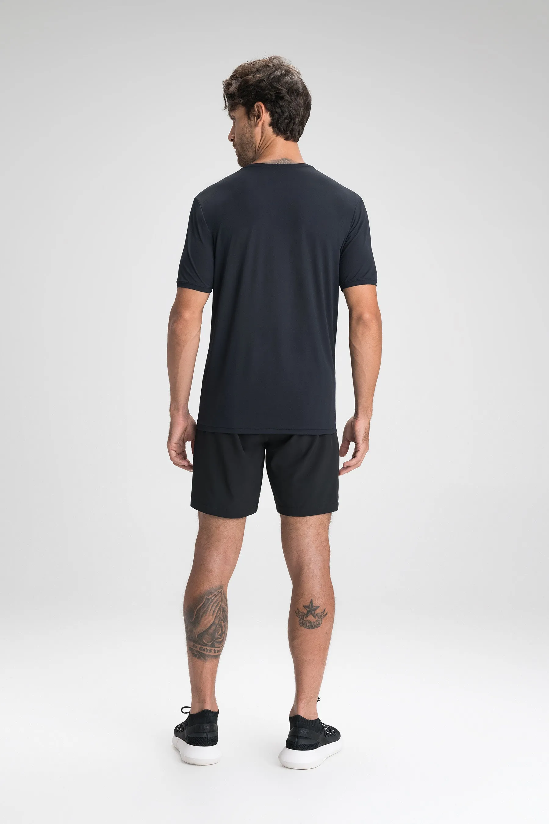 Men Move Air Shorts