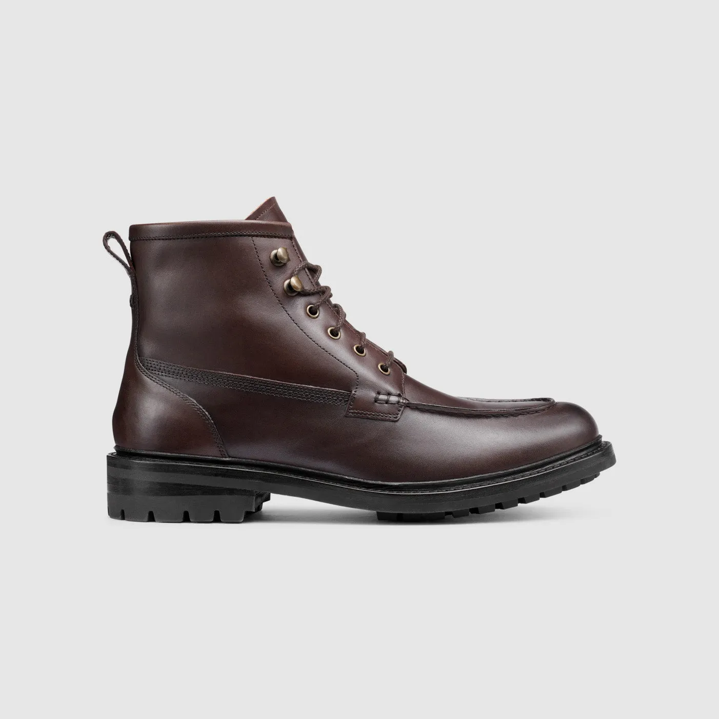 MENS CHASE MOC TOE BOOT