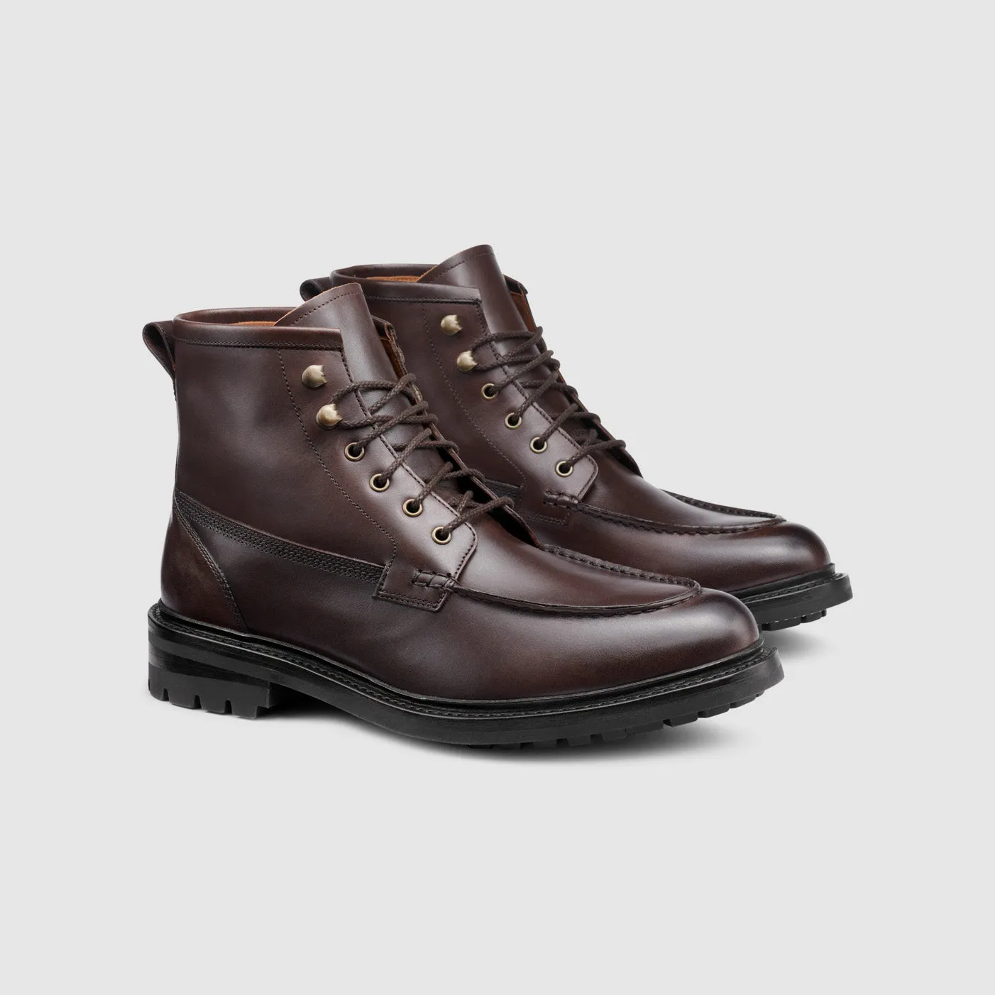 MENS CHASE MOC TOE BOOT