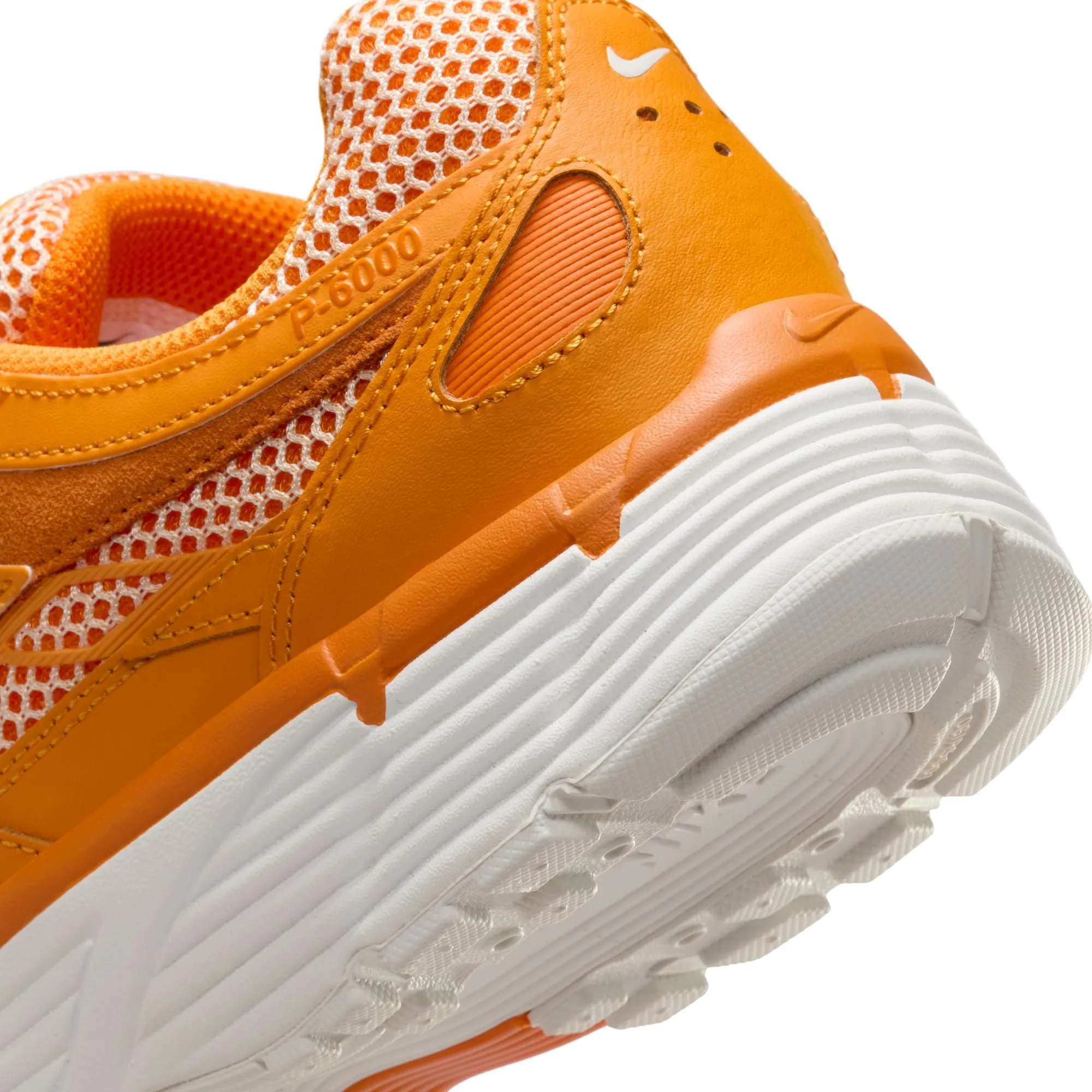 Nike P-6000 PRM (Kumquat/Metallic Silver/Magma Orange)