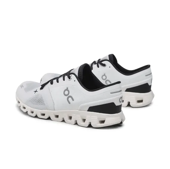 ON RUNNING - Cloud X 3 White/Black W