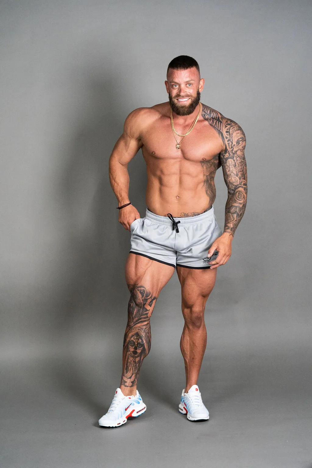 Relentless 2.0 | Men's Gym Shorts | Silver