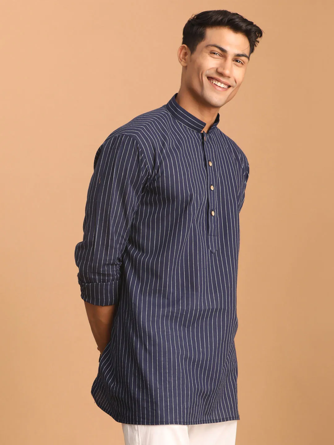 SHVAAS By VASTRAMAY Men's Navy Blue Striped Cotton Short Kurta