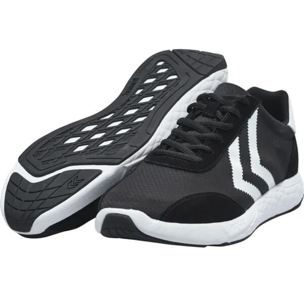 Terrafly Spring Low Men Black Training Shoes