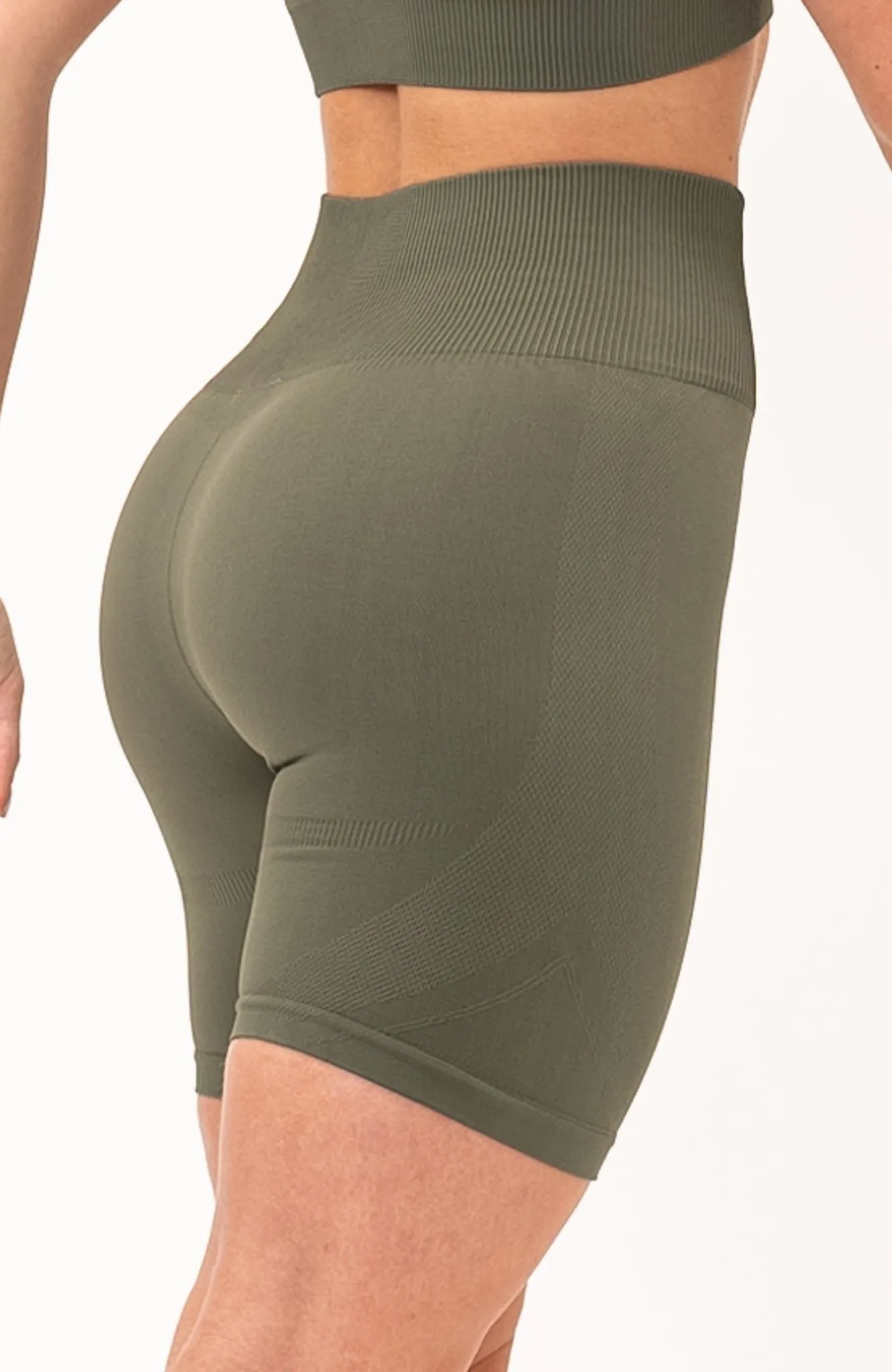 Unlimited Seamless Shorts - Olive Fade