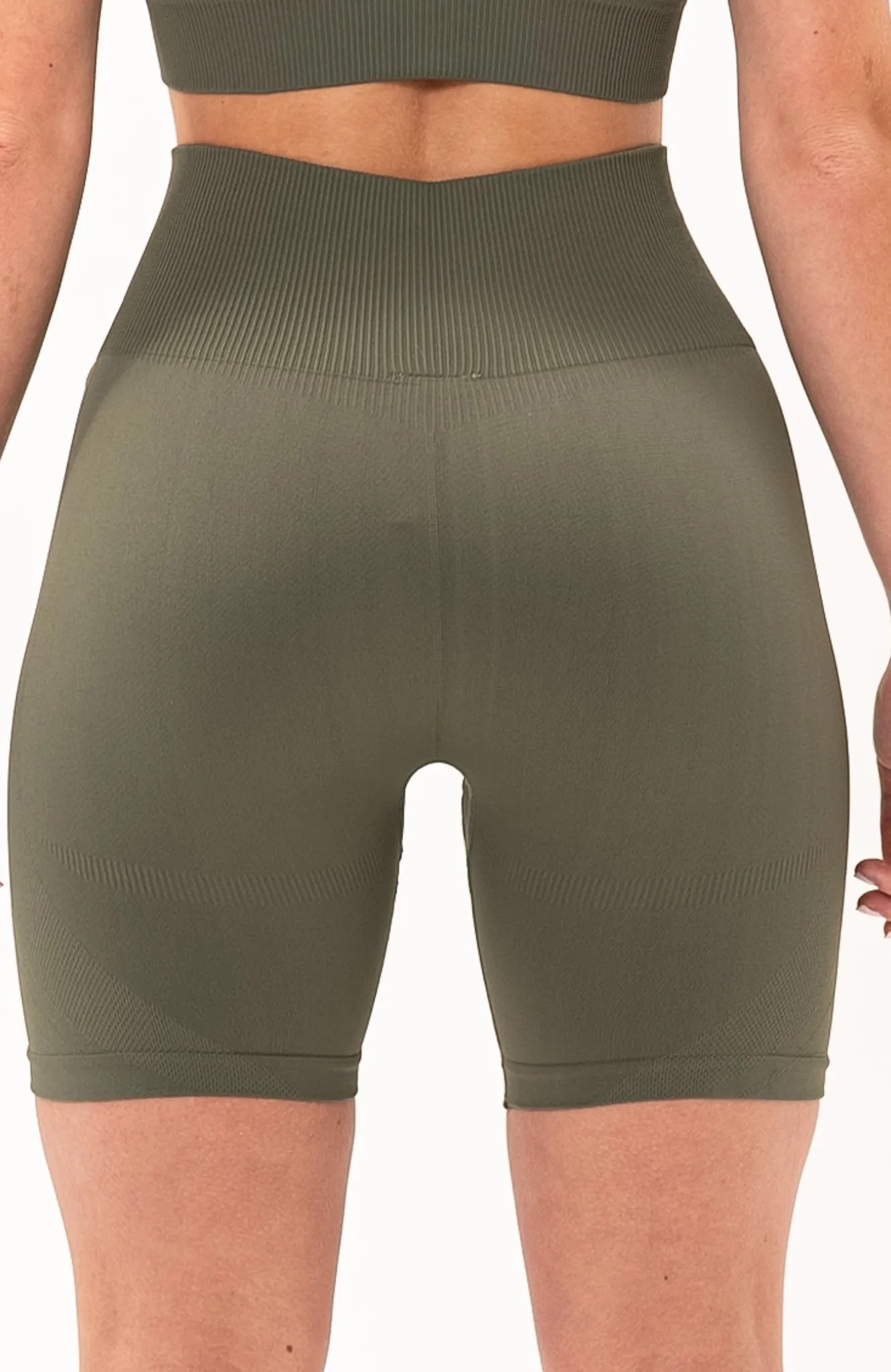 Unlimited Seamless Shorts - Olive Fade