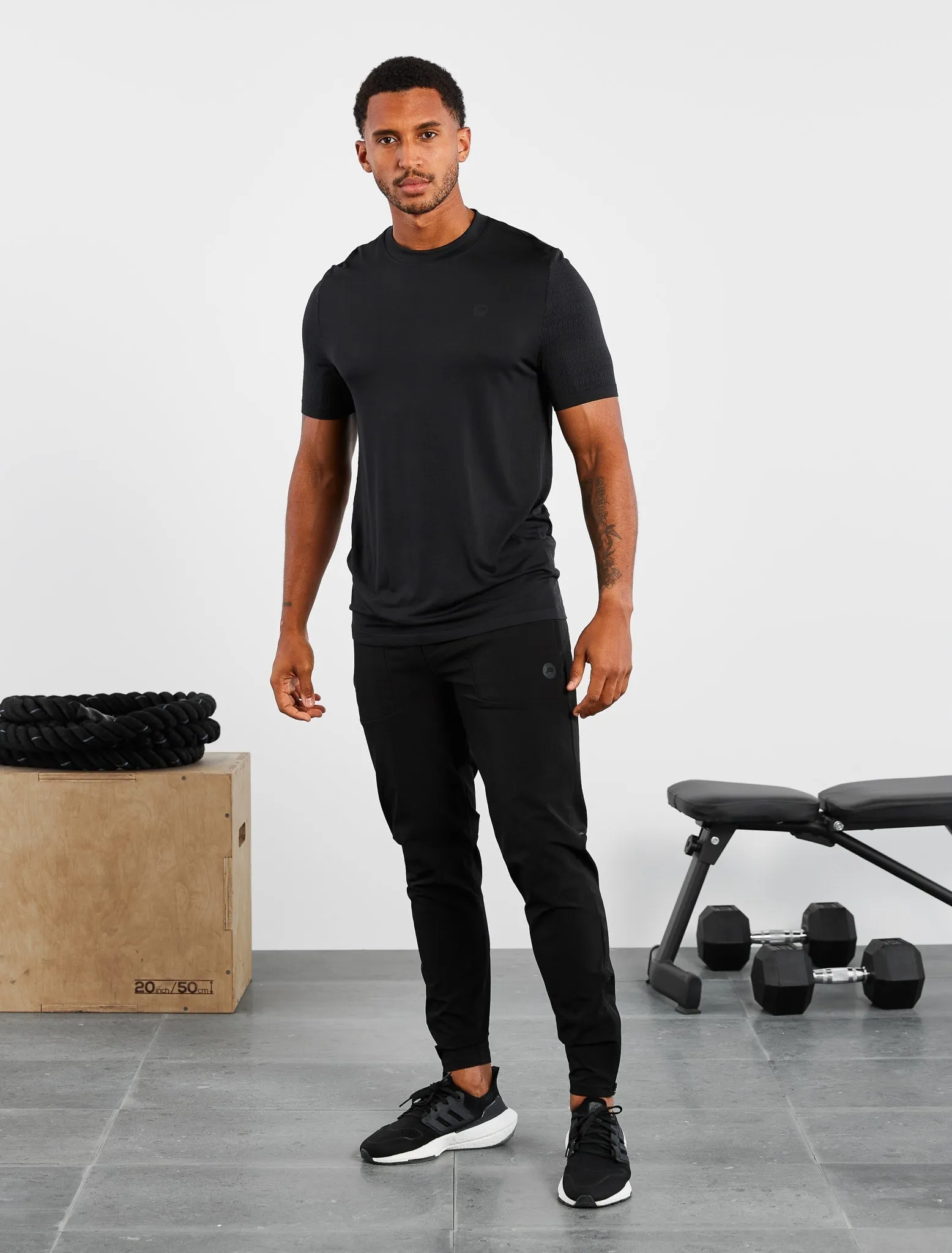 Utility Seamless T-Shirt - Black