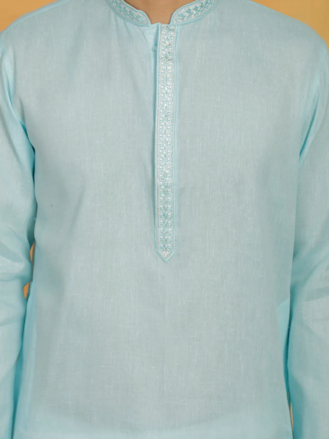 VASTRAMAY Aqua & White Cotton Kurta Pyjama